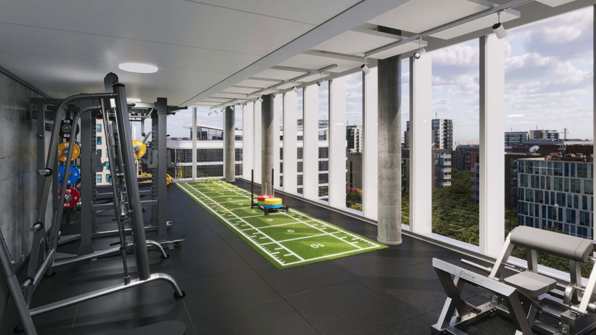 Physio Gym von Perform365 mit modernen Trainingsgeräten, heller Raumgestaltung und funktionellen Trainingsbereichen für Physiotherapie und Fitness.